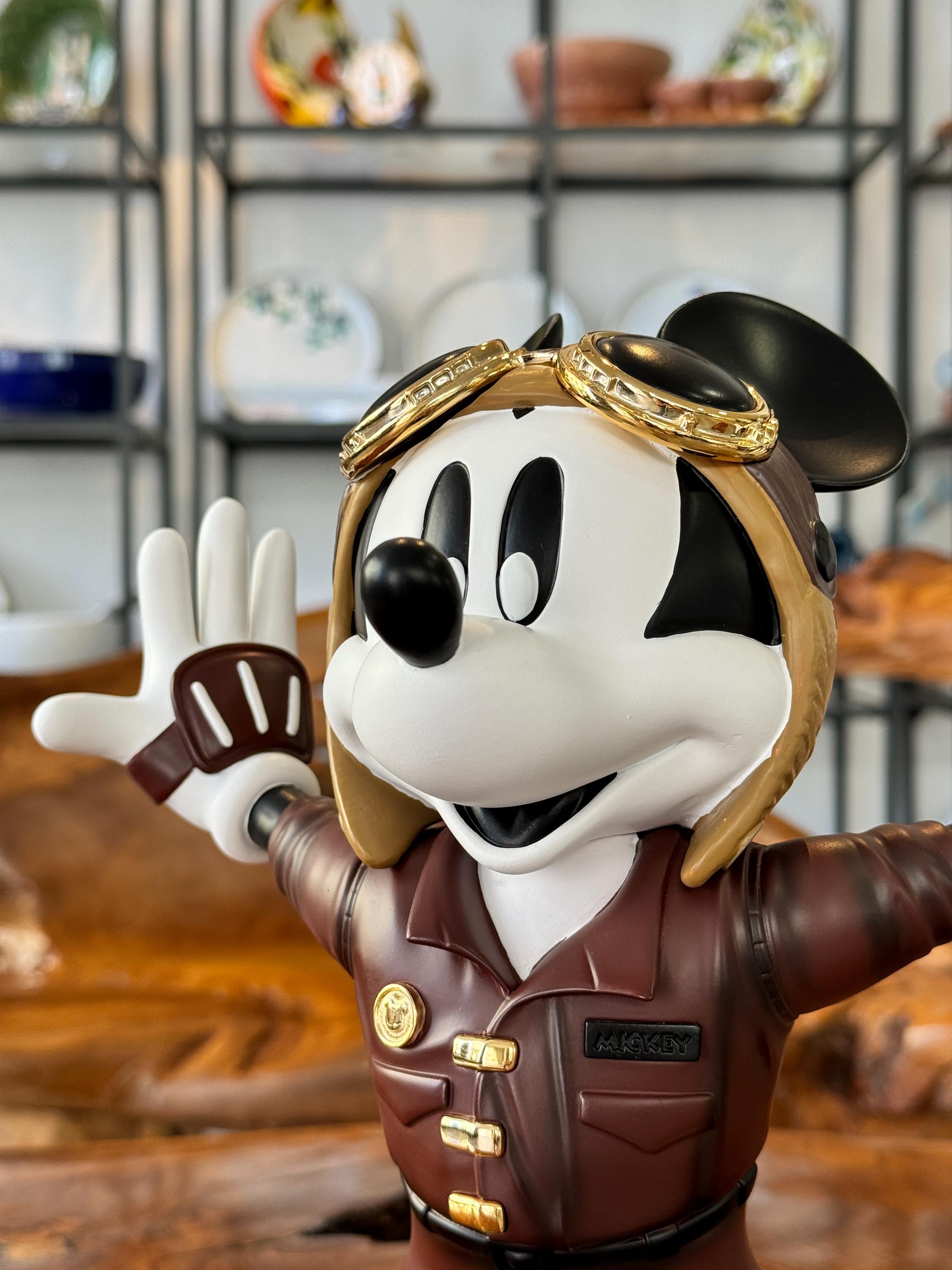 Mickey Mouse Statue / Figure Mickey Mouse Pilot / Walt Disney