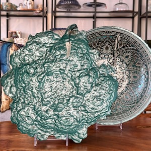Bowl / fruit bowl Green / handcrafted from glass / decorative trays / decoration with ornament / table decoration/decor / gift idea