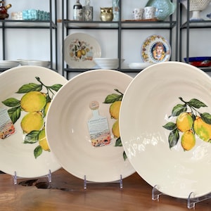 Bowl / salad bowl / dish / ceramic bowl / ceramic tableware / table decoration / handmade from Italy / kitchen decoration / gift idea