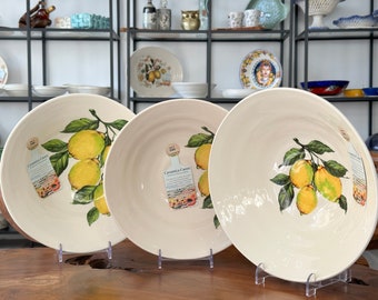 Bowl / salad bowl / dish / ceramic bowl / ceramic tableware / table decoration / handmade from Italy / kitchen decoration / gift idea