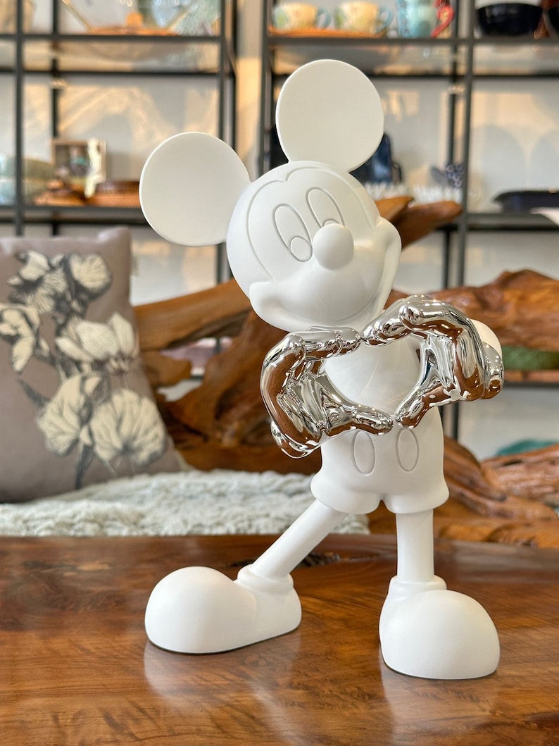Musse Pigg-staty / Figur i svartvitt / Walt Disney-dekoration / Svart mus / Borddekoration / Presentidé / Design Vit