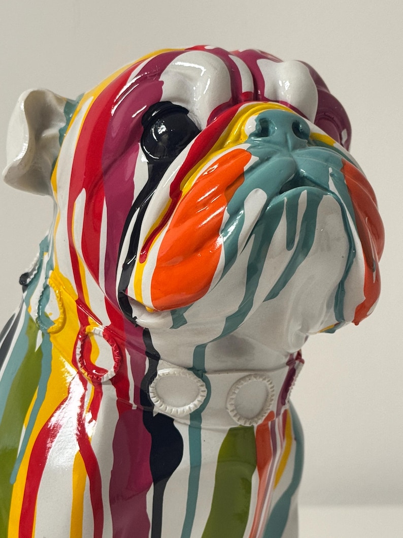 Bulldog Skulptur bunt aus Resin, Pop Art Hund Figur, Graffiti Bulldogge, moderne Wohn Deko, Statement Tierfigur, Design Wohnaccessoire Bild 10