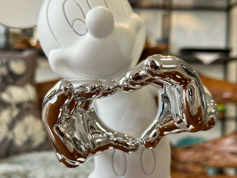Musse Pigg-staty / Figur i svartvitt / Walt Disney-dekoration / Svart mus / Borddekoration / Presentidé / Design bild 9