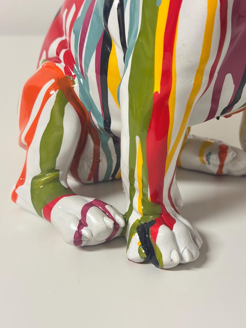 Bulldog Skulptur bunt aus Resin, Pop Art Hund Figur, Graffiti Bulldogge, moderne Wohn Deko, Statement Tierfigur, Design Wohnaccessoire Bild 11