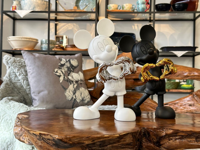 Musse Pigg-staty / Figur i svartvitt / Walt Disney-dekoration / Svart mus / Borddekoration / Presentidé / Design bild 10