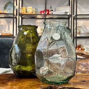 Vase / Large flower vase made of recycled glass / Handmade from Spain / Solid vase / Table decoration / Home decor / Decoration / Gift