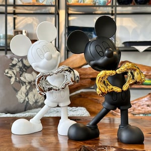 ミッキーマウスの像 / 白黒の置物 / ウォルト・ディズニーの装飾