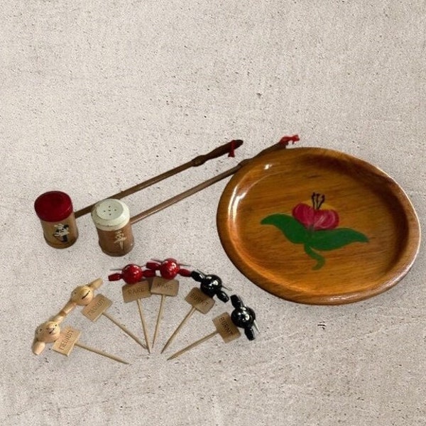 Mid-Century BBQ set with platter, meat picks and long handles shakers