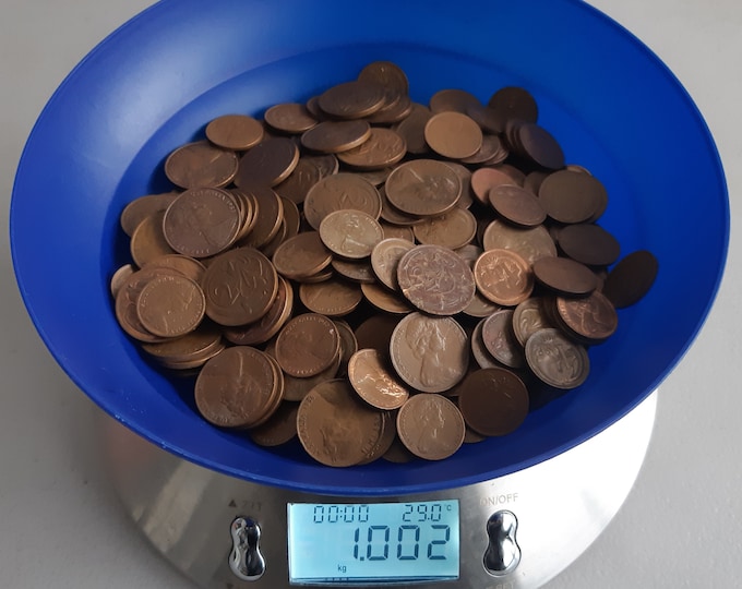 One Kilo of Australian Copper Coins 1 & 2 Cents Circulated Condition