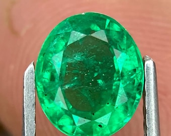 Natural Zambian Emerald , Oval Cut Faceted  Loose gemstone Weight-1.43 Cts, Size-7.5x6.1 mm,Vivid Green Color Zambian Emerald #B23.34