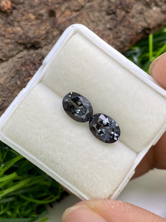 Natural Spinel Pair-Matching Oval Cut Gemstones | 1.82 Cts | 7x5 mm | Deep Violet Sparkle | Ideal for Earrings or Fine Jewelry #L302