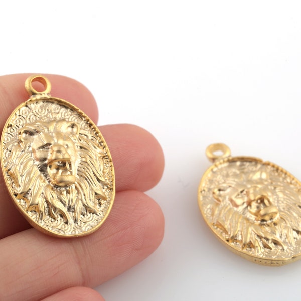 Matt Gold Plated Lion Medallion, Lion Pendant, Matt Gold Plated Lion Jewelry, Animal Medallion, Lion King Necklace, 22x34mm, 1Pcs, MT-39