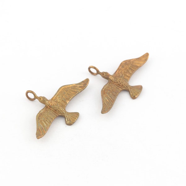 Raw Brass Bird Charms, Brass Bird Pendant, Raw Brass Animal Jewelry, Flying Bird Necklace, Jewelry Supplies, 24x38mm, 1 Pcs, RAW-113
