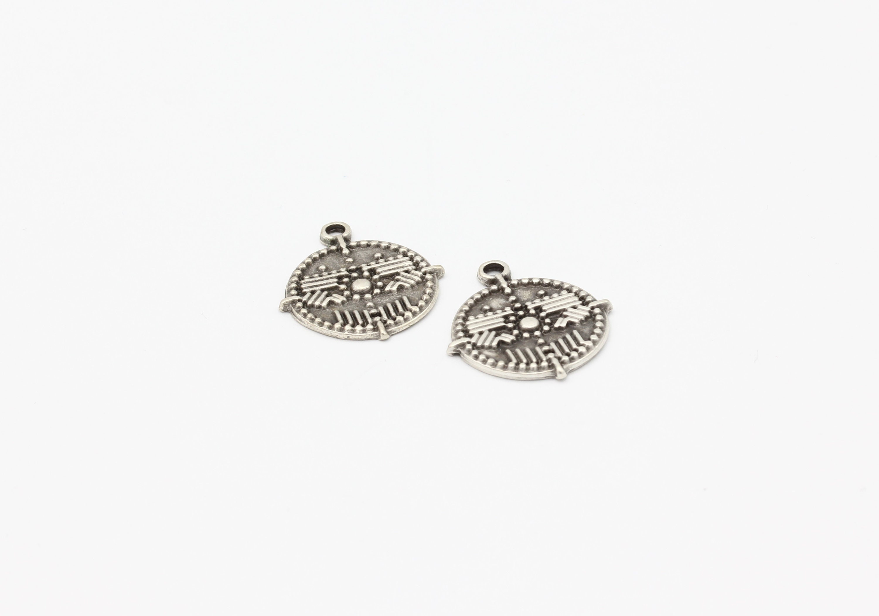 Ancien Pendentif En Argent Massif 925 - Breloque Médaille, Bijou Vintage Occasion