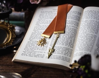 Game of Thrones Inspired Velvet Bookmark: Bookish Fantasy Reader Gift