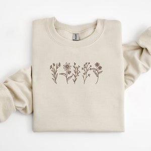 EMBROIDERED Wildflowers Sweatshirt, Flower Crewneck, Floral Sweater, Botanical, Gift for Plant Lovers, Nature Long Sleeve, Nature Lover Gif