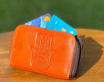 Tassen & portemonnees Handtassen Clutches & Avondtassen geborduurd in Royal Blue draad door Magic Mountain Ibiza Hamsa Clutch tas 