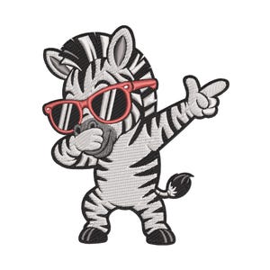 Op de afbeelding: Geborduurd ontwerp van een cartoon zebra met een rode zonnebril, die een dab-pose aanneemt. De zebra heeft zwart-witte strepen en staat tegen een witte achtergrond. Geschikt voor kleding en accessoires.