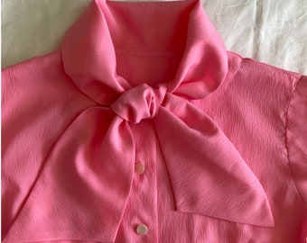 1970s pink pussycat bow blouse