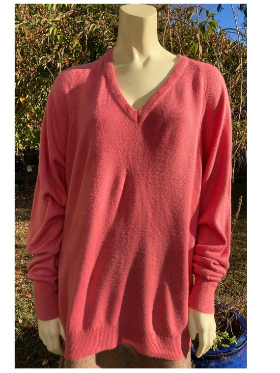 1970s Pickering large pink V neck sweater