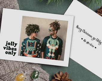 Modello di biglietto di Natale con foto di famiglia retrò, divertente biglietto di auguri (Canva)