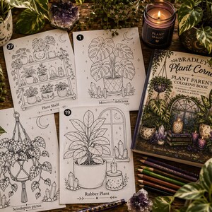 以下が含まれることがあります： 「Bradley's Plant Corner Plant Parent Coloring Book」というタイトルの塗り絵と、植物棚、モンステラ・デリシオーサ、ハンギングされたスキンダプサス・ピクタス、クリスタルとゴムの木の線画が描かれた4枚の塗り絵用シート。
