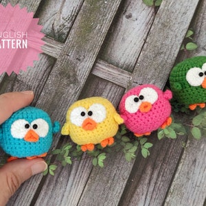 Modello all'uncinetto per uccelli in miniatura, modello inglese per uccelli arrabbiati, modello per uccelli amigurumi