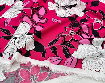 Fuchsia Floral Viscose Fabric: Lightweight Dressmaking Material (150 cm/1,64 yard wide)