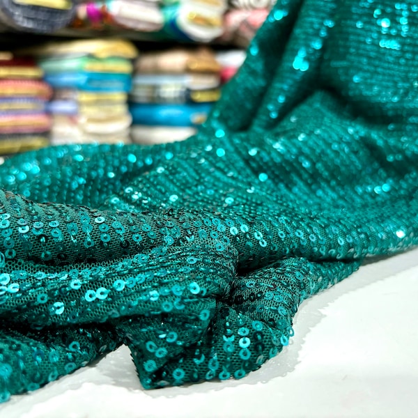 Emerald Green Sequin Fabric, Fabric for Party Dress, Glitz Full Sequins on Green Mesh, Prom Dress Fabric (140cm Width/1.53 yards/55 inch)