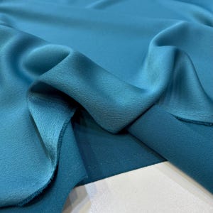 Italian Luxury Double Face Crepe Satin Fabric, Fabric for Dresses, skirts, Jackets, Pants, Home Textiles (Width 150cm/1,64 yard/58 inc)