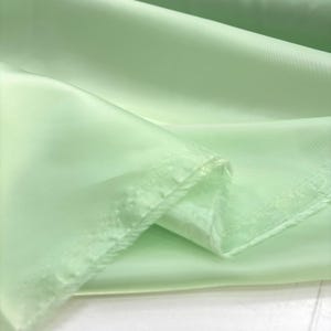 Light Green Silky Lining Fabric: Lightweight Polyester (150cm Wide)