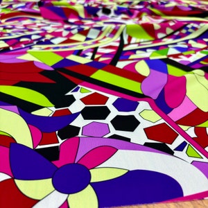 Italian Design Colorful Pattern Crepe Fabric, Crepe-Satin-Chiffon Fabric,Clothing Fabric,Fashion Dress Fabric(1.64yards or 57-inch width)