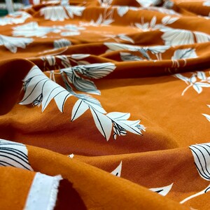 100% Viscose Fabric With a Floral Pattern by the Yard, 150cm/59in Wide ...