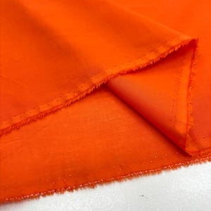 Oranger 100% Baumwoll-Voile-Stoff – Leichtes, Weiches Material für Kleider, Blusen und Sommerprojekte (Breite 150 cm / 58 Zoll / 1,64 Yard)