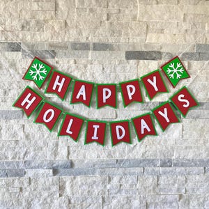 Happy Holidays Banner: Red & Green Christmas Garland