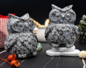 Yooperlite Kristall Eule Schnitzerei UV Reaktiver Stein Altar Dekor Saisonale Halloween Figur Geschenk Schwarzlicht Glow Wohnkultur Spirituelle Weisheit