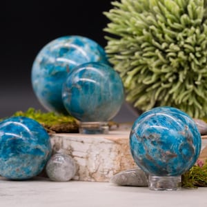 Blue Apatite Crystal Sphere Healing Protection Natural Energy Stone Decor Spiritual Crystal Ball Housewarming Gift Meditation Gemstone Gift
