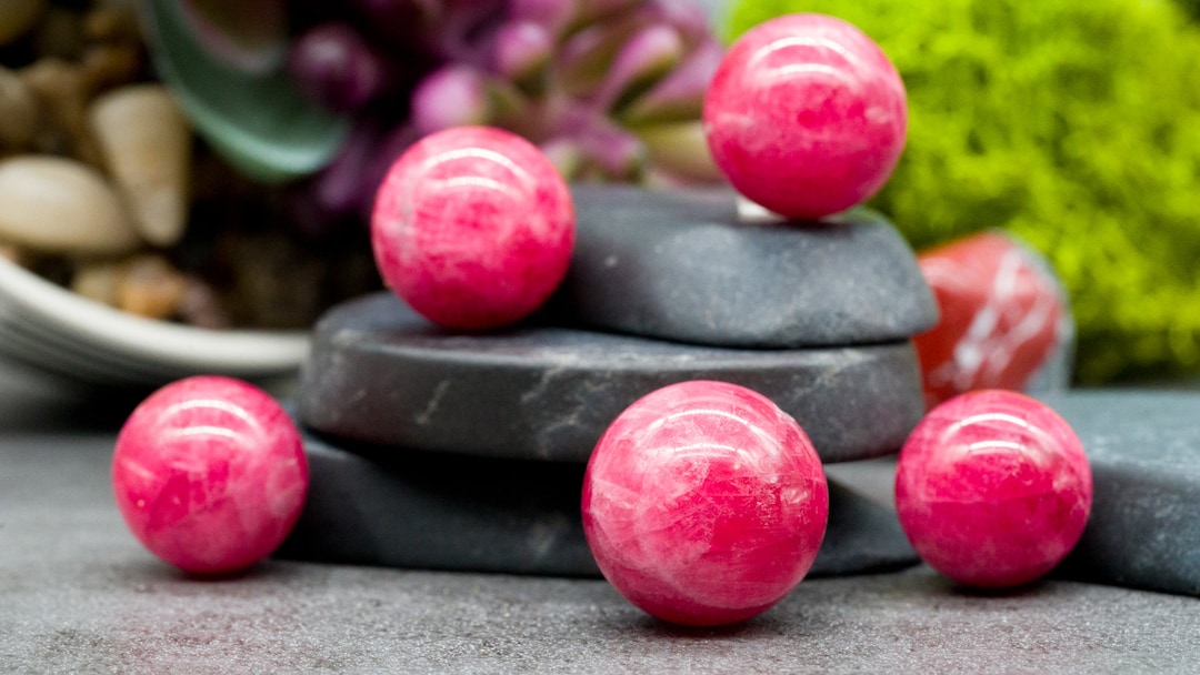 High Quality Deep Pink Rhodonite Crystal Sphere Stone Ball Healing ...
