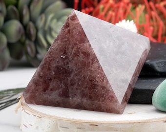 Pink Strawberry Quartz Pyramid Crystal Healing Decor Spiritual Energy Balancing Gift Meditation Stone Love Altar Display Protection Stones
