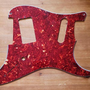 Staggered Humbucker and single coil pickup routes, 1 knob and switch - Strat Pickguard