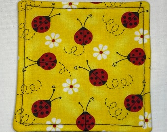 Marienkäfer und Gänseblümchen Untersetzer