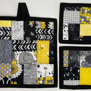 Quilted Coasters and Potholder