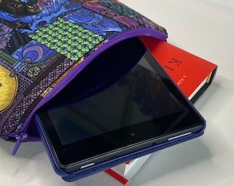 Tablet- oder Buchhülle mit Schaumstoffpolsterung in verschiedenen bunten Stoffen