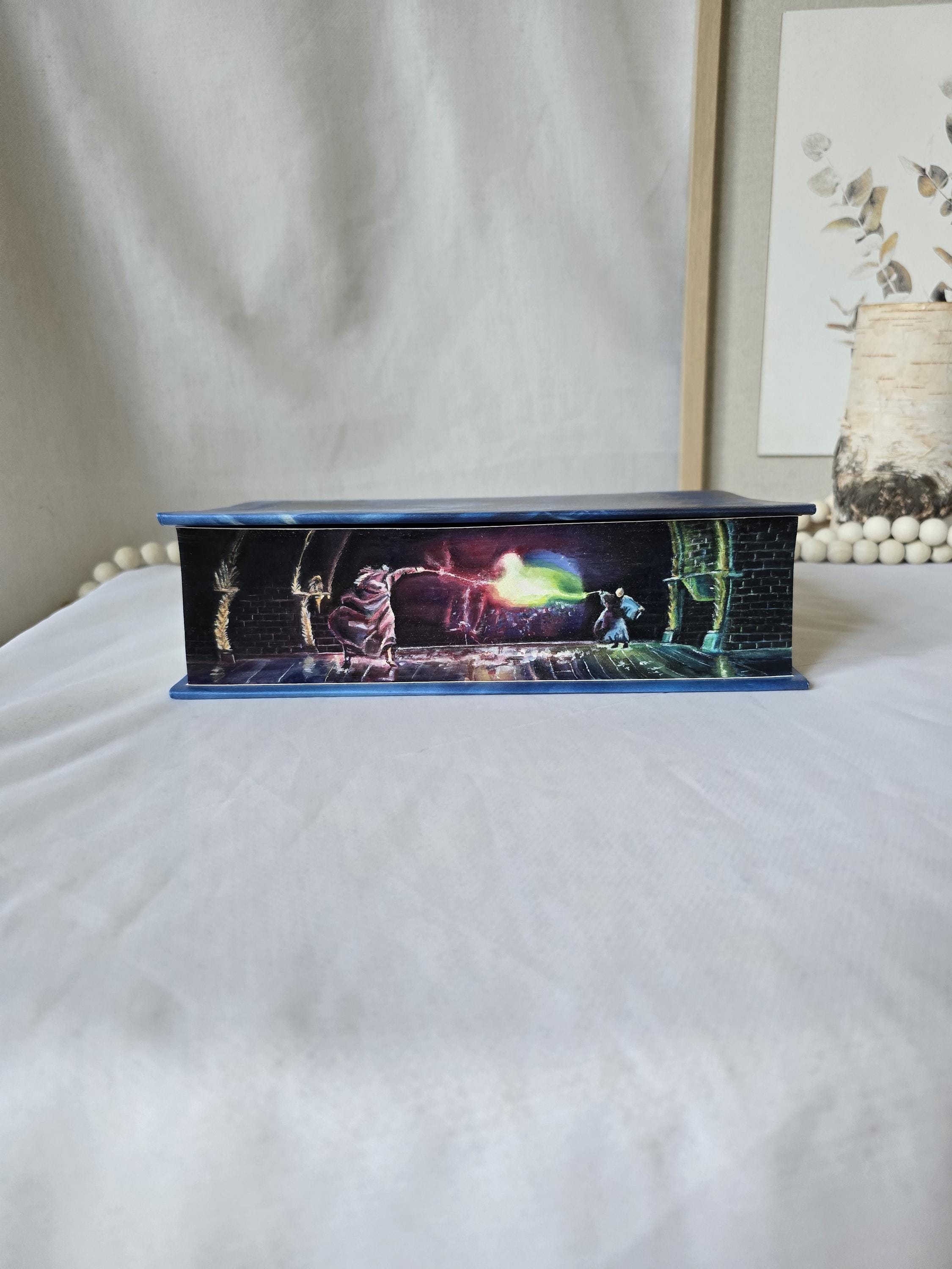 Hand painted book edges - The Order of the Phoenix