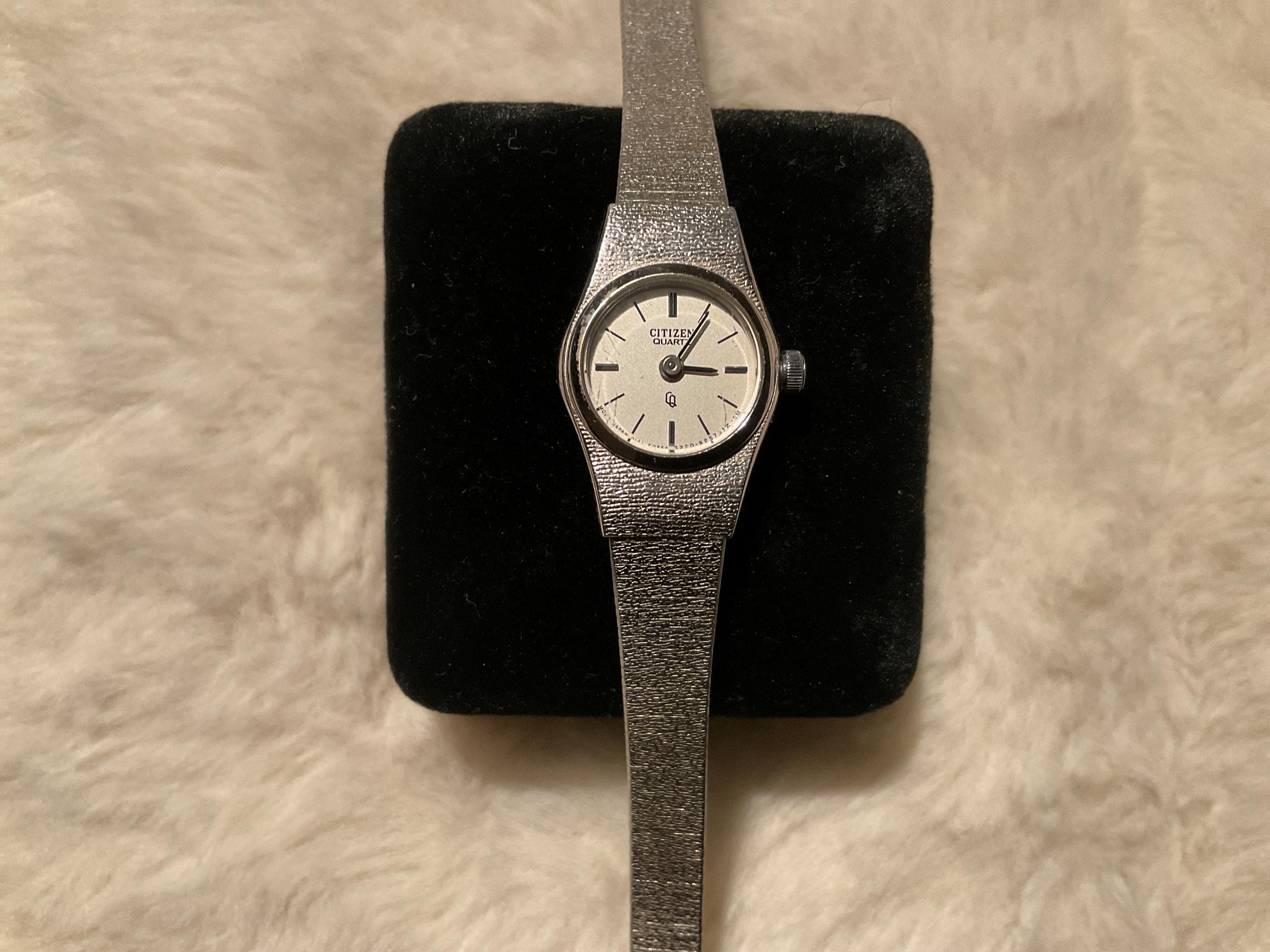 Vintage Citizen Quartz Silver Watch - Etsy