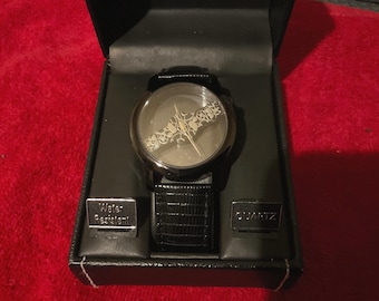 Reloj Croton de edición limitada raro con correa de cuero genuino negro. Cristal de zafiro, cuarzo suizo, tungsteno.