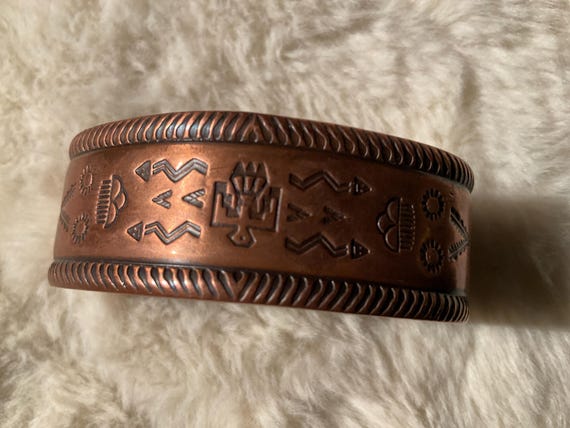 Vintage Bell Solid copper cuff bangle bracelet. - image 6