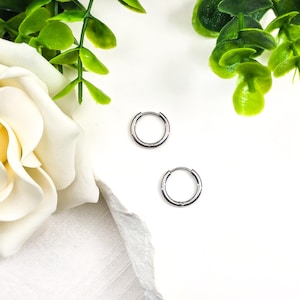 5 Pair of Silver 10mm Surgical Stainless Steel Hinged Huggie Hoop Earring Findings, 10 pieces, Earring Findings, 10mm inner diameter