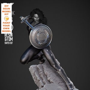 Wonder Girl Statue |1/12 scale| Unpainted| Unassembled Kit