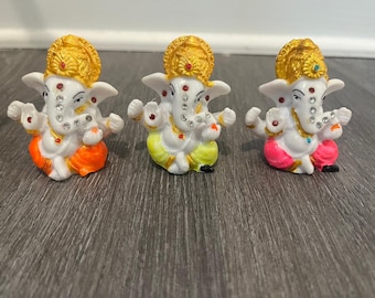 Lord Ganesha for Car Dashboard Decor India God Figurine Home Mandir Murti Pooja / Diamond Ganesh